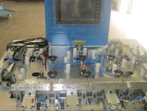 Screw Holes Testing Machine